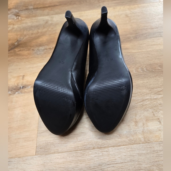 Audrey brooke booties - Picture 2 of 5